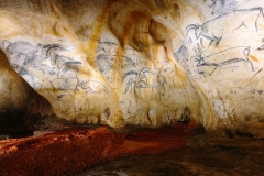 Caverne du Pont d'ArcRéplique de la grotte Chauvet